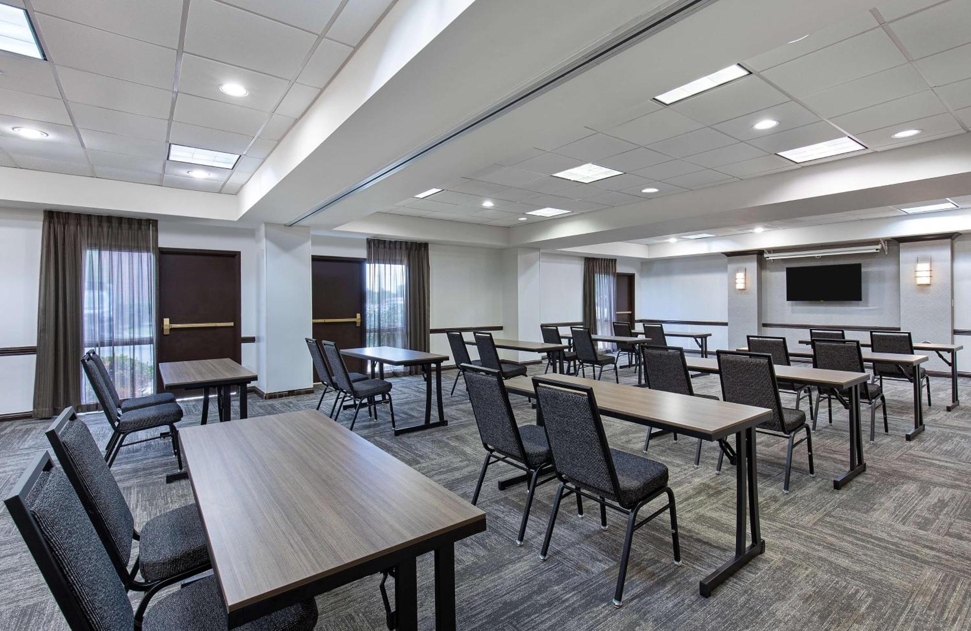 Hyatt Place Louisville-East Extérieur photo